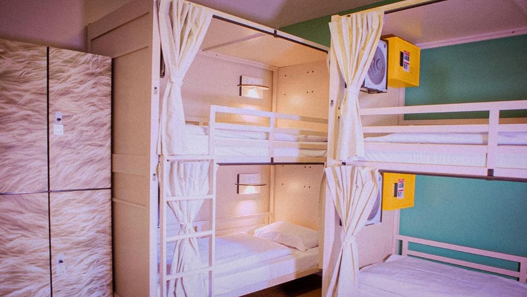 Bed 4-Bed Mixed Dormitory Room